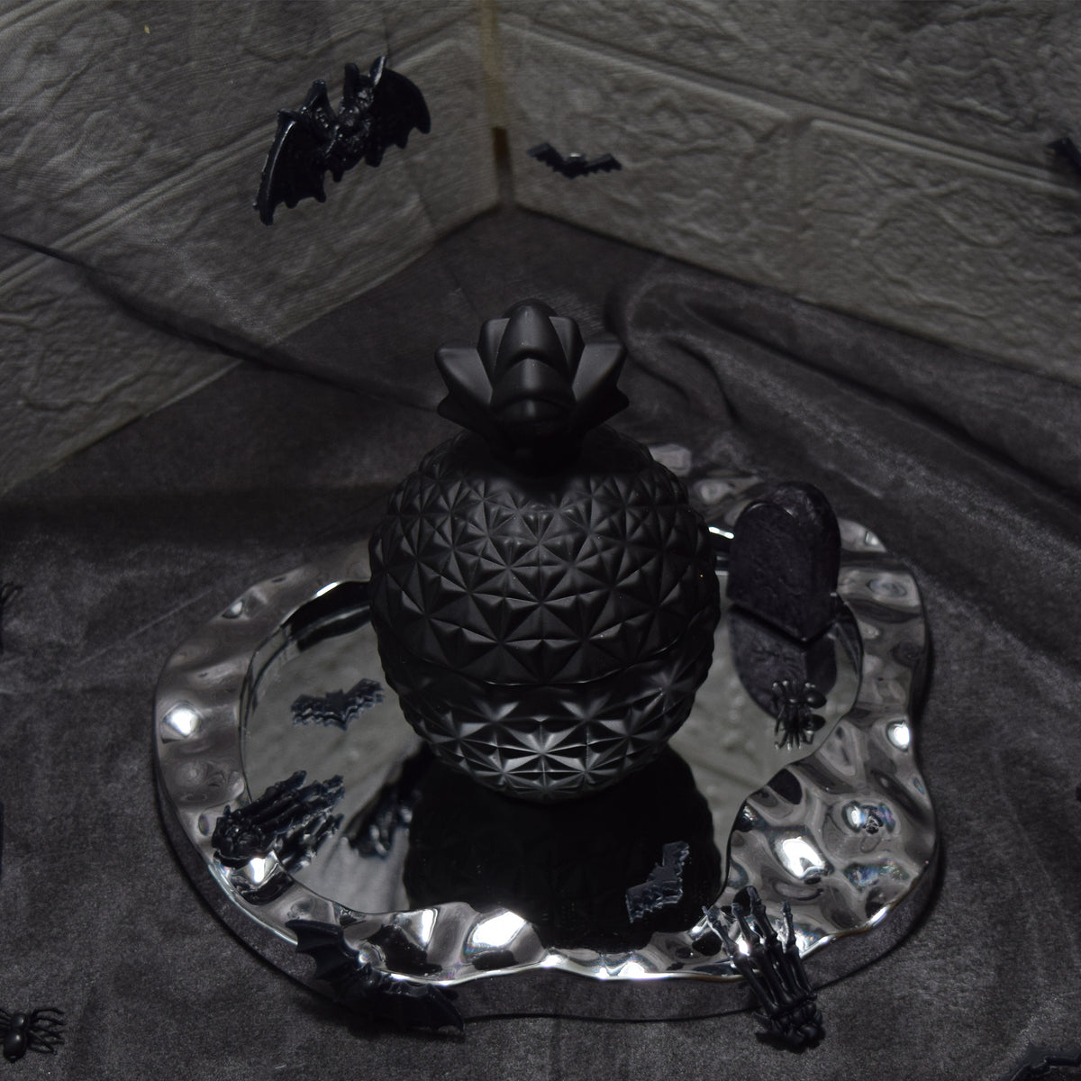 Gothic Black & Red Floral Wax Candle Dark Romantic Home Decor