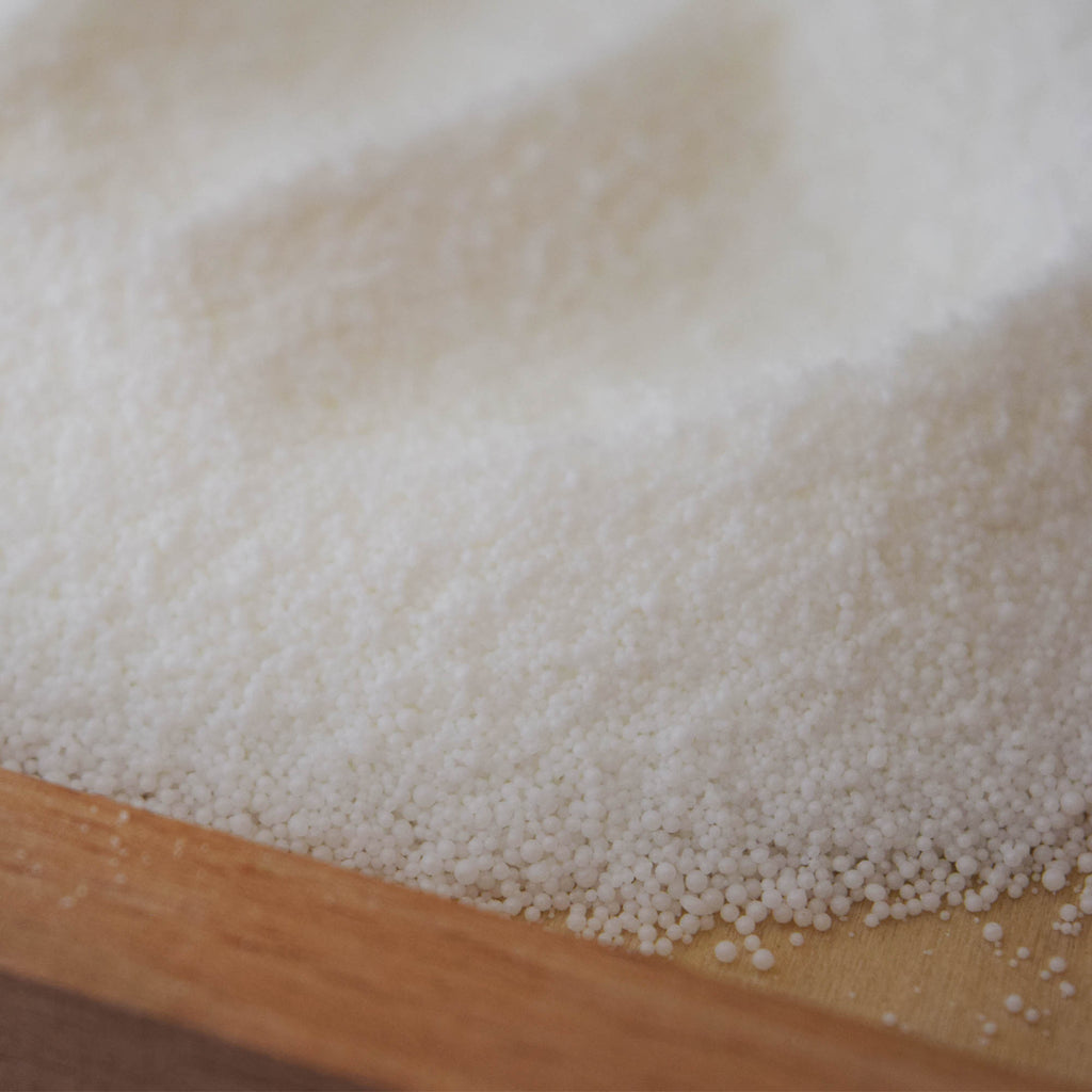 100% natural palm wax for candle making, known for its unique crystal texture and firm structure. Ideal for pillar and molded candles.